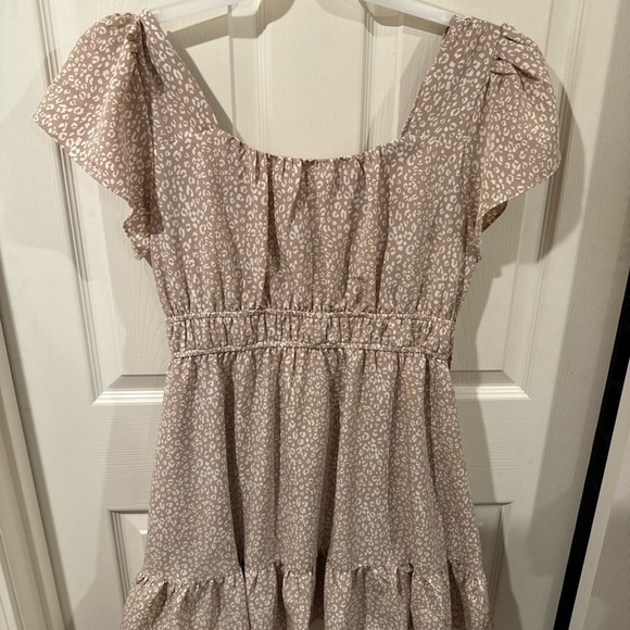 Altar'd State Dresses & Skirts - Altar'd State Tan and Cream Patterned Mini Dress